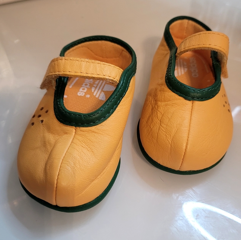 🎉HP🎉Adidas Adifit Mary Jane Shoes